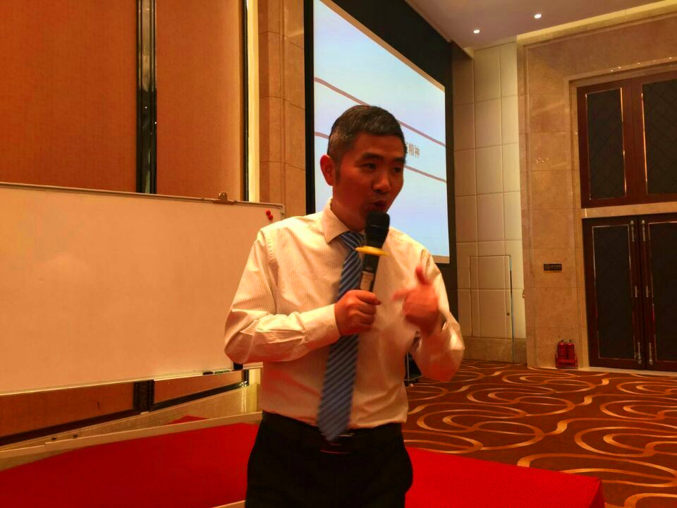 12月19日蔣小華老師《打造高效團隊》在長沙新聯(lián)汽車零部件有限公司內(nèi)訓(xùn)取得圓滿成功！