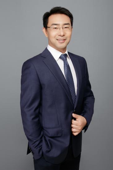 《從二十大看百年未有之大變局 ——國際經(jīng)濟(jì)局勢的傳導(dǎo)與國內(nèi)的新征程》