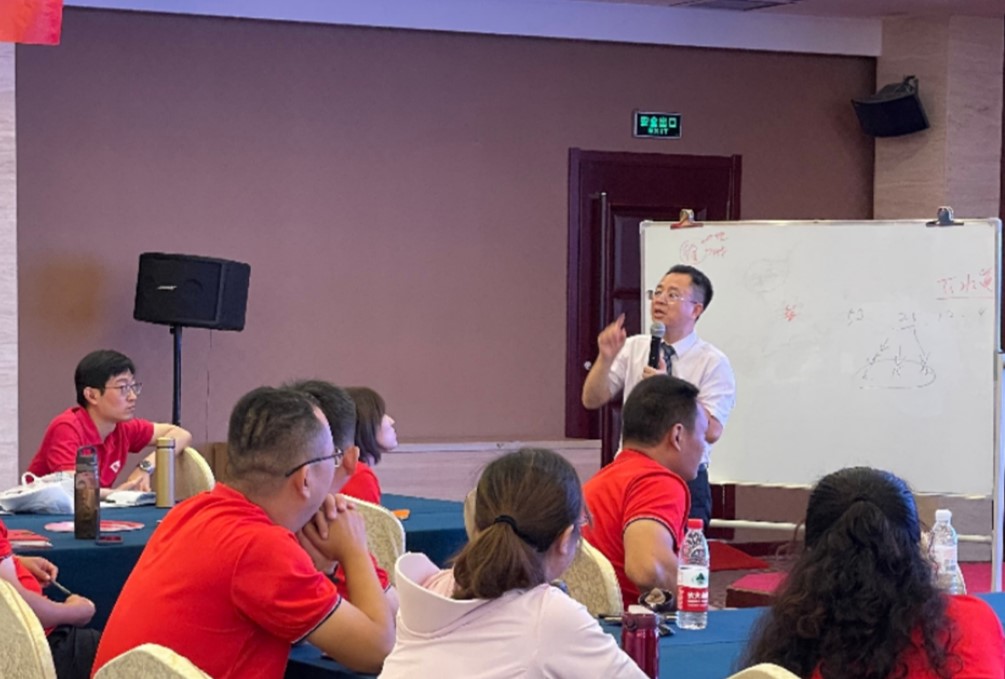 王同老師為山東某食品企業(yè)培訓(xùn)商超渠道運(yùn)作課程，圓滿交付！